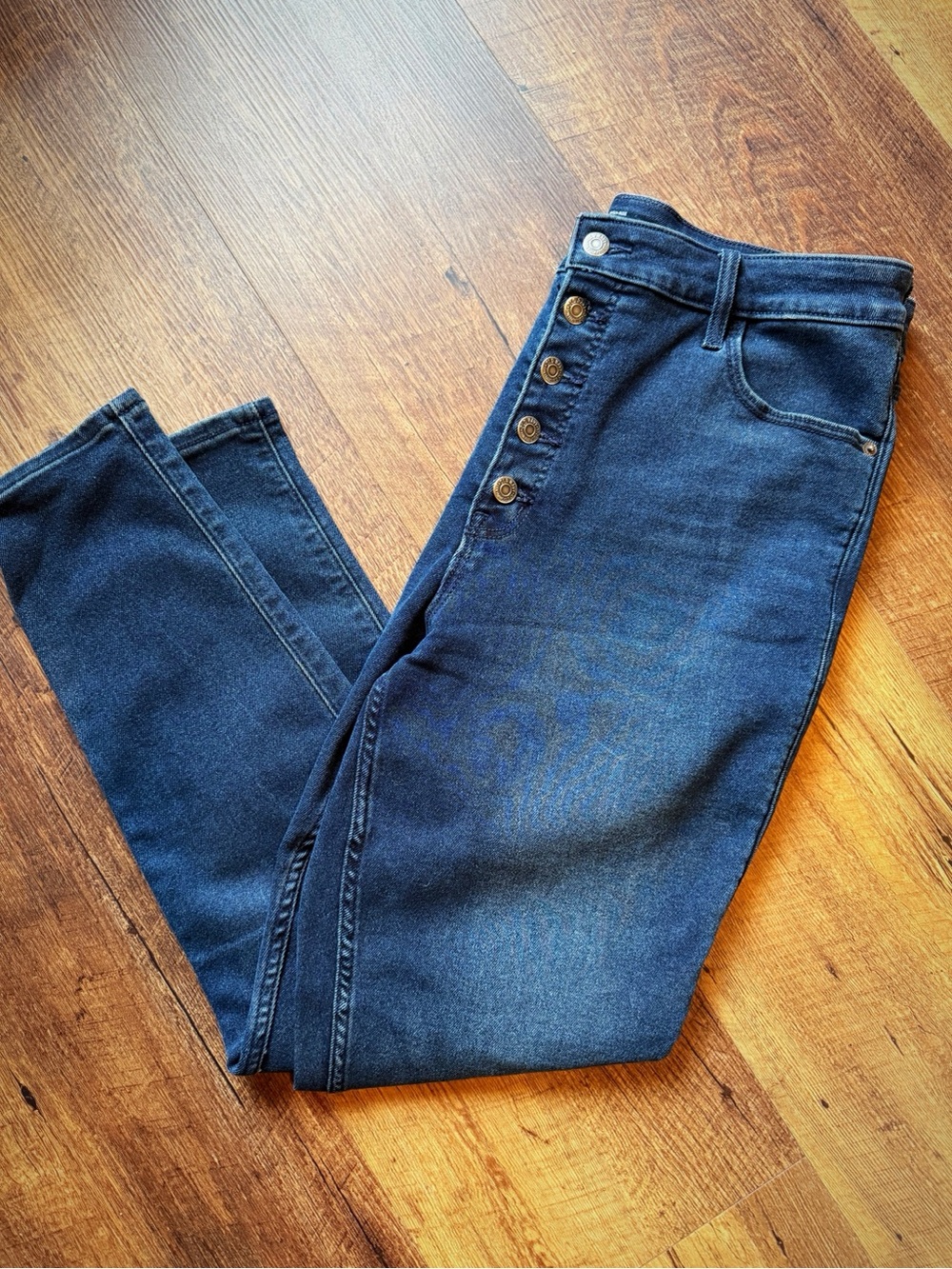 Old Navy ROCKSTAR Super Skinny Jeans